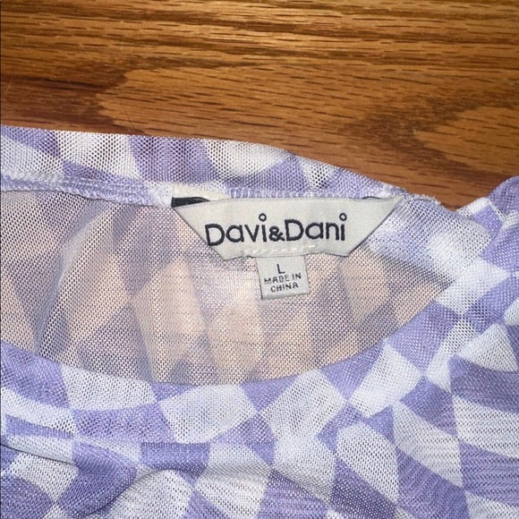 DAVI & DANI Lavender and White Mesh Plaid Blouse - Picture 2 of 3
